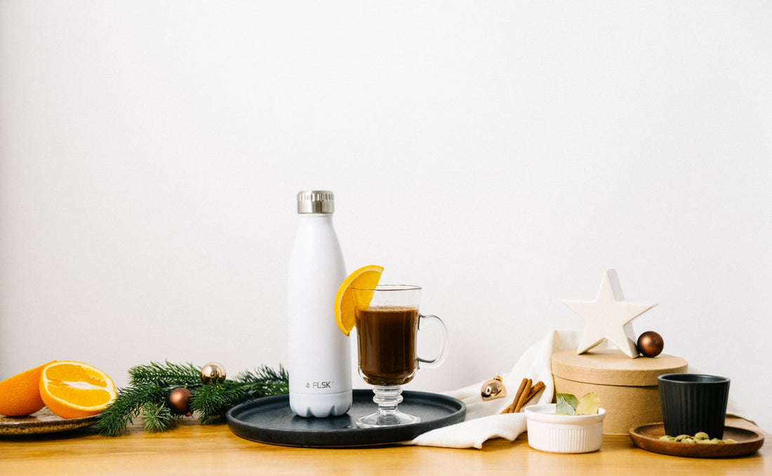 Glühwein mit Orangen-Karamell und Kardamom | Rezept